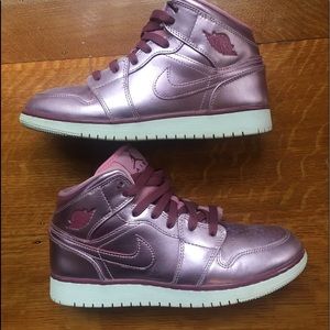 Metallic Jordan 1 Mid!